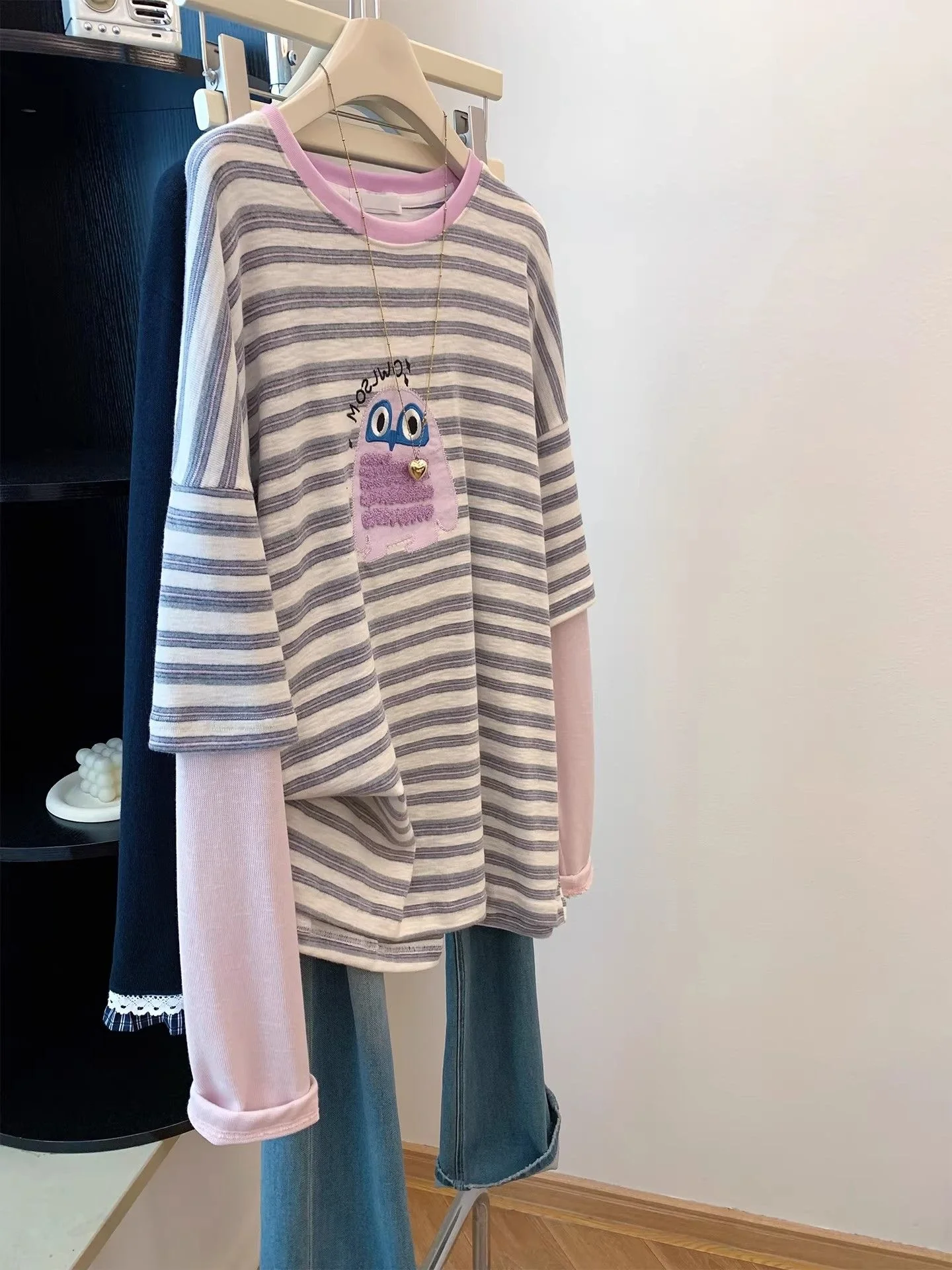 plus Size Women's Long Sleeve T-Shirt 300 Pounds Hide Belly Stripes Casual Loose Fit Spring Autumn New Style Slimming Effect
plus Size Women's Long Sleeve T-Shirt 300 Pounds Hide Belly Stripes Casual Loose Fit Spring Autumn New Style Slimming Effect