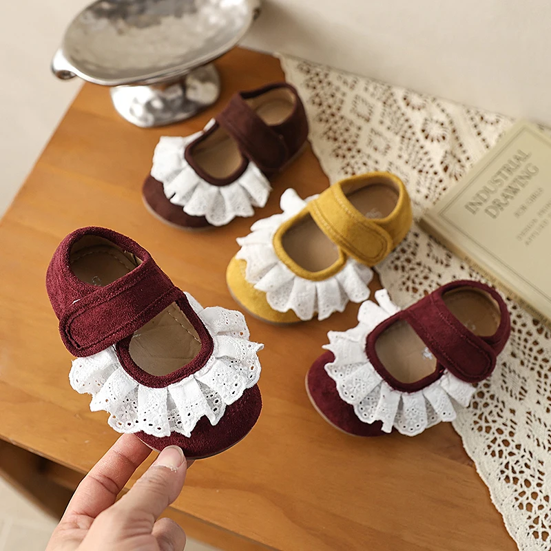 Новые модные туфли для девочек 2026: Элегантные детские туфли Мэри Джейн с кружевной отделкой, винно-красные, для свадьбы и вечеринок, из кожи, с мягкой подошвой
Новые модные туфли для девочек 2026: Элегантные детские туфли Мэри Джейн с кружевной отделкой, винно-красные, для свадьбы и вечеринок, из кожи, с мягкой подошвой