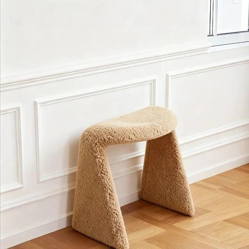 Nordic Lamb Fleece Vanity Stool Makeup Chairs U-Shaped Bedroom Dressing Chairs Shoe Changing Bench Home Living Room Furniture
Nordic Lamb Fleece Vanity Stool Makeup Chairs U-Shaped Bedroom Dressing Chairs Shoe Changing Bench Home Living Room Furniture