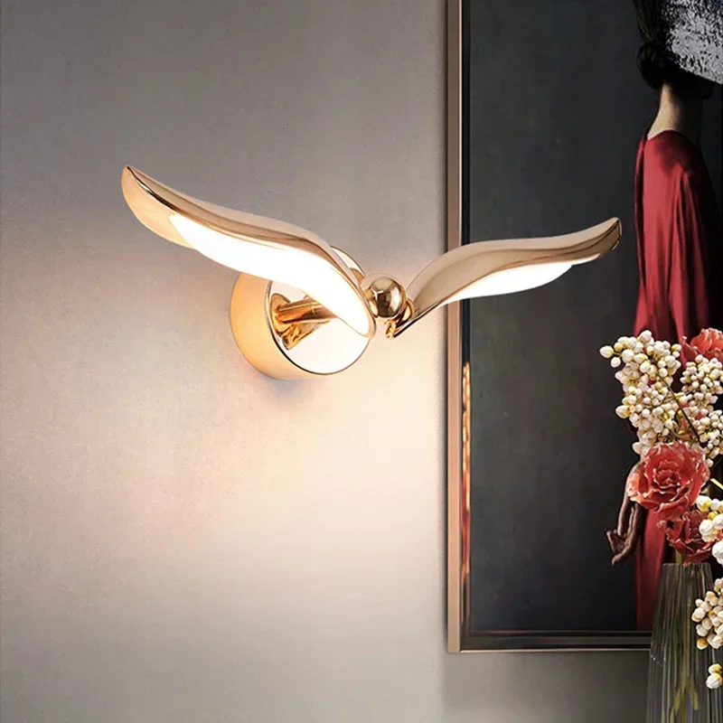 Designer's Creative New Chinese Light Luxury Seagull LED Wall Lamp Gold Living Room Background Bedroom Bedhead Corridor Bar Art
Designer's Creative New Chinese Light Luxury Seagull LED Wall Lamp Gold Living Room Background Bedroom Bedhead Corridor Bar Art