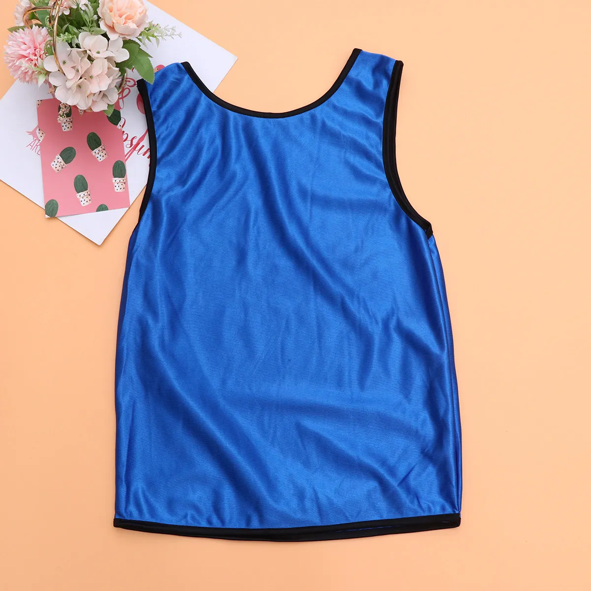 6Pcs Sports Sleeveless Vest Polyester Summer Training Vest for Football Basketball Team Games Bright Lightweight Fast
6Pcs Sports Sleeveless Vest Polyester Summer Training Vest for Football Basketball Team Games Bright Lightweight Fast