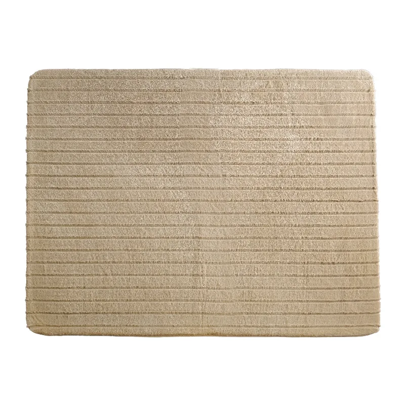 The carpet in the living room is simple and thickened, imitation rabbit down blanket, short pile floor mat, and the room is full
The carpet in the living room is simple and thickened, imitation rabbit down blanket, short pile floor mat, and the room is full