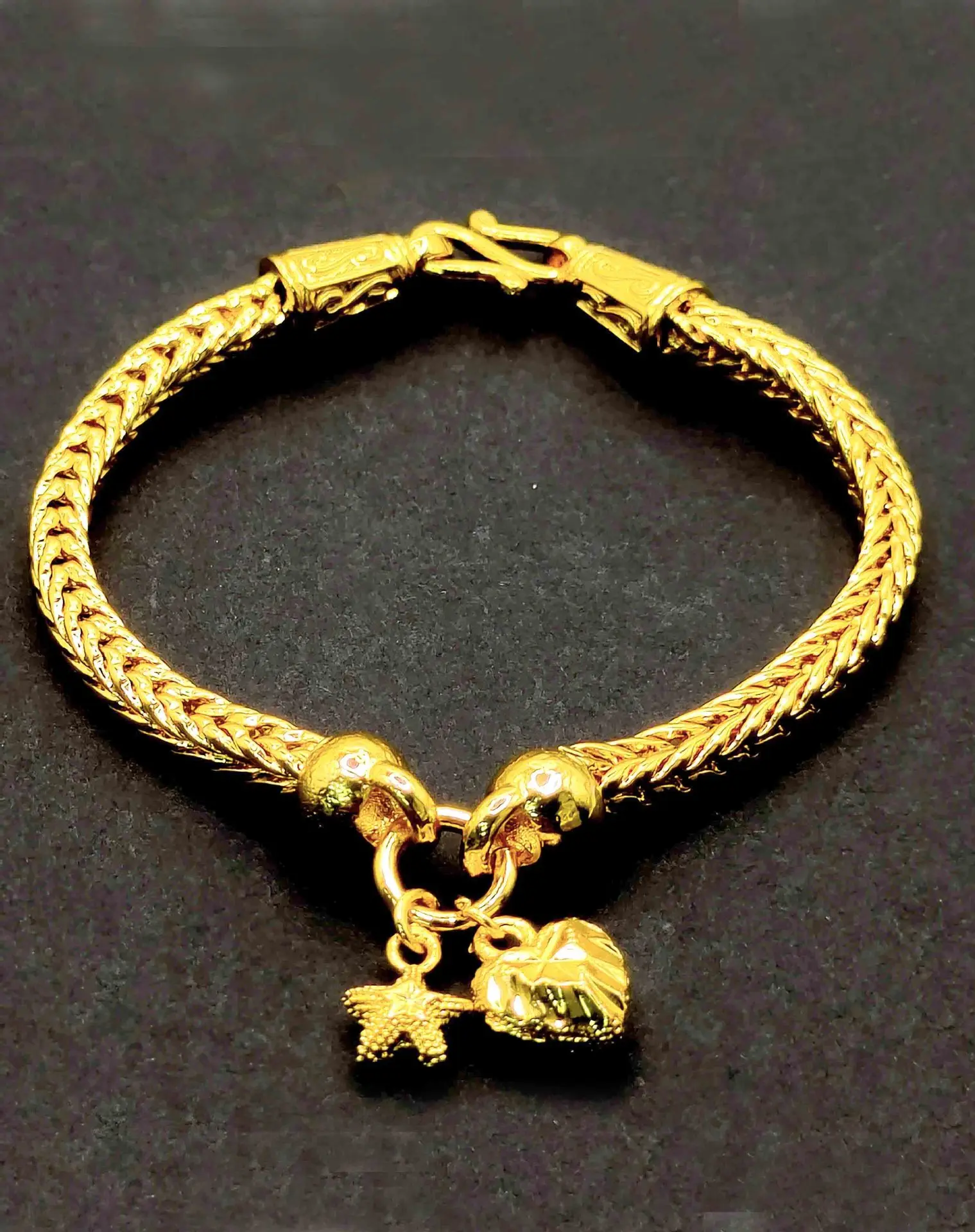 Luxury 24K 9999 Pure Gold real gold women's Hip Hop Keel Bracelet Middle Eastern Bracelet
Luxury 24K 9999 Pure Gold real gold women's Hip Hop Keel Bracelet Middle Eastern Bracelet