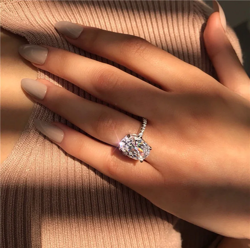 Charm Female Big White Crystal Stone Ring Luxury Silver Color Wedding Rings For Women Vintage Bridal Engagement Jewelry Gift
Charm Female Big White Crystal Stone Ring Luxury Silver Color Wedding Rings For Women Vintage Bridal Engagement Jewelry Gift