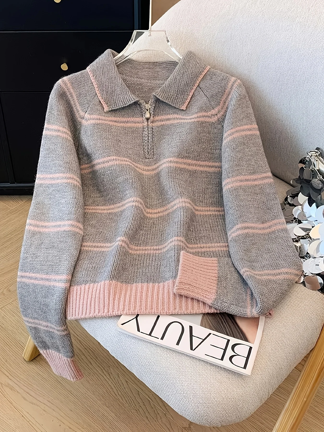 Women's Striped Half-Zip Polo Neck Sweater, Textured Knit Pullover with Contrast Trim, Casual Long Sleeve Knitwear for Fall
Women's Striped Half-Zip Polo Neck Sweater, Textured Knit Pullover with Contrast Trim, Casual Long Sleeve Knitwear for Fall