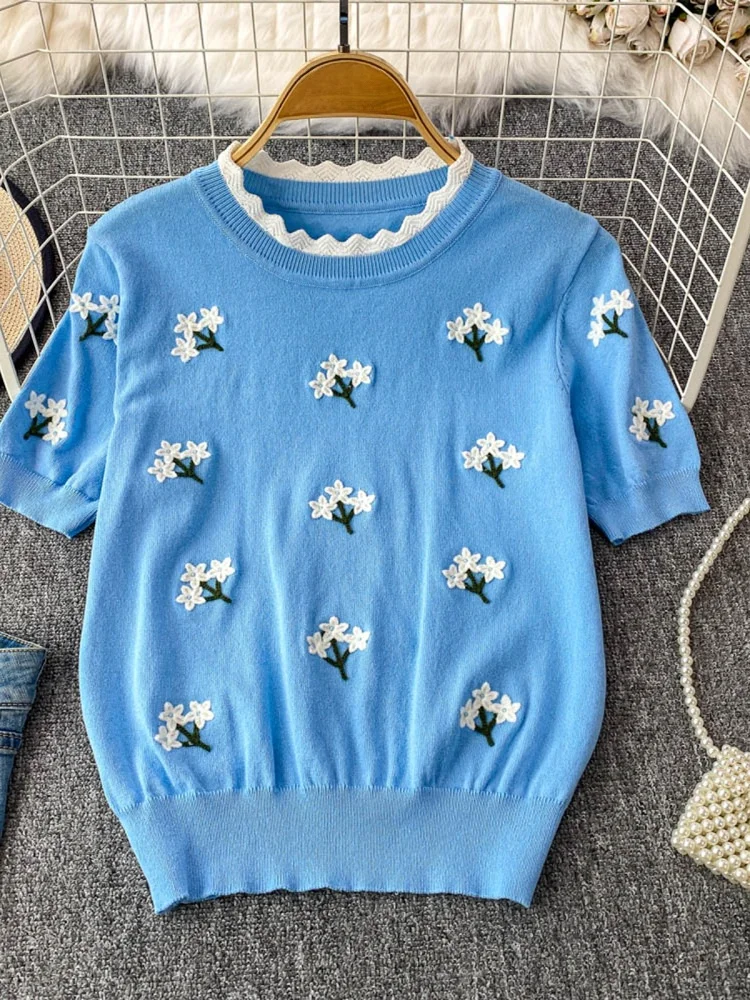 Blue Lace Trim Knitted T-irt Women's Loose Fit round Ne Embroidered Top Sweet Design Anti-Aging Korean Sle Summer Wear
Blue Lace Trim Knitted T-irt Women's Loose Fit round Ne Embroidered Top Sweet Design Anti-Aging Korean Sle Summer Wear