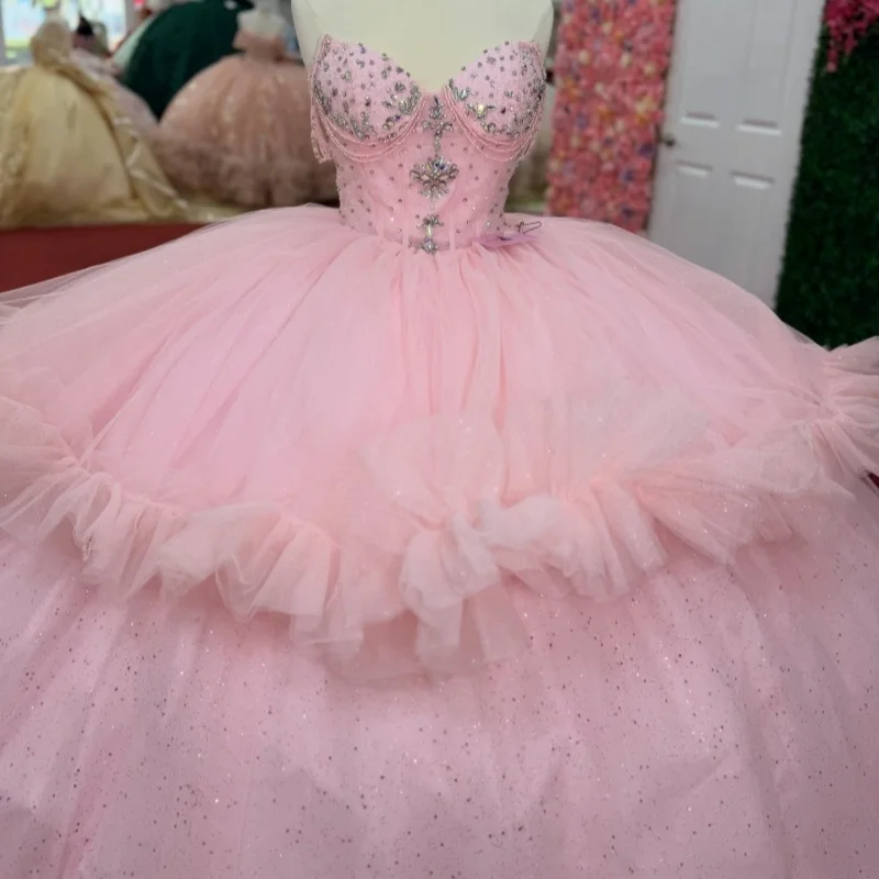 Shiny Pink Quinceanera Dress off-shoulder Crystal Lace Ruffle Decal Long tail vestidos de 15 Quinceanera Customize
Shiny Pink Quinceanera Dress off-shoulder Crystal Lace Ruffle Decal Long tail vestidos de 15 Quinceanera Customize