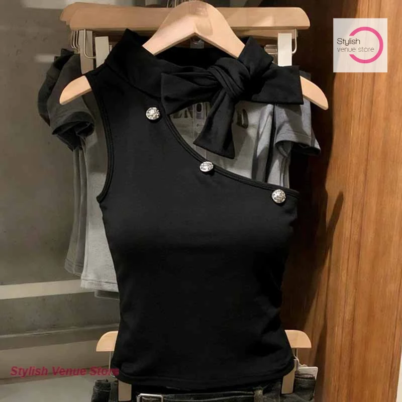Korean-style irregular strapless strap vest female spring and summer fashion sexy spice girl short casual bottoming shirt top.
Korean-style irregular strapless strap vest female spring and summer fashion sexy spice girl short casual bottoming shirt top.