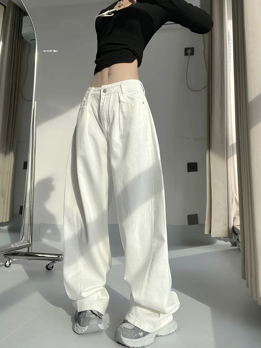American Retro High Waist Slimming Pleated Micro Cone Denim Jeans Women's Casual Deconstructed White Loose Versatile Wide Leg...
American Retro High Waist Slimming Pleated Micro Cone Denim Jeans Women's Casual Deconstructed White Loose Versatile Wide Leg...