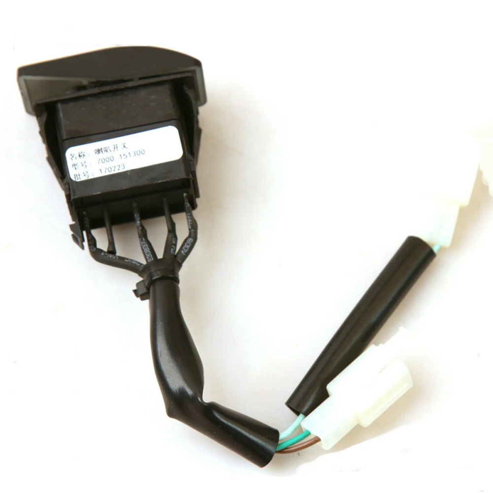 7000-151300 Horn Switch for CFMOTO UTV SSV Zforce Uforce CF800 CF1000 CF625 Z6 Z8
7000-151300 Horn Switch for CFMOTO UTV SSV Zforce Uforce CF800 CF1000 CF625 Z6 Z8