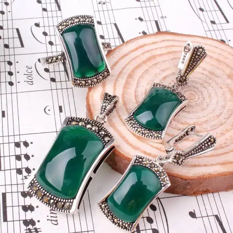 Natural Green agate Rectangle Shape Stone Beads White Tibetan Silver For Woman Man Xmas gift Fashion Earring Pendant Ring 1 Pcs
Natural Green agate Rectangle Shape Stone Beads White Tibetan Silver For Woman Man Xmas gift Fashion Earring Pendant Ring 1 Pcs