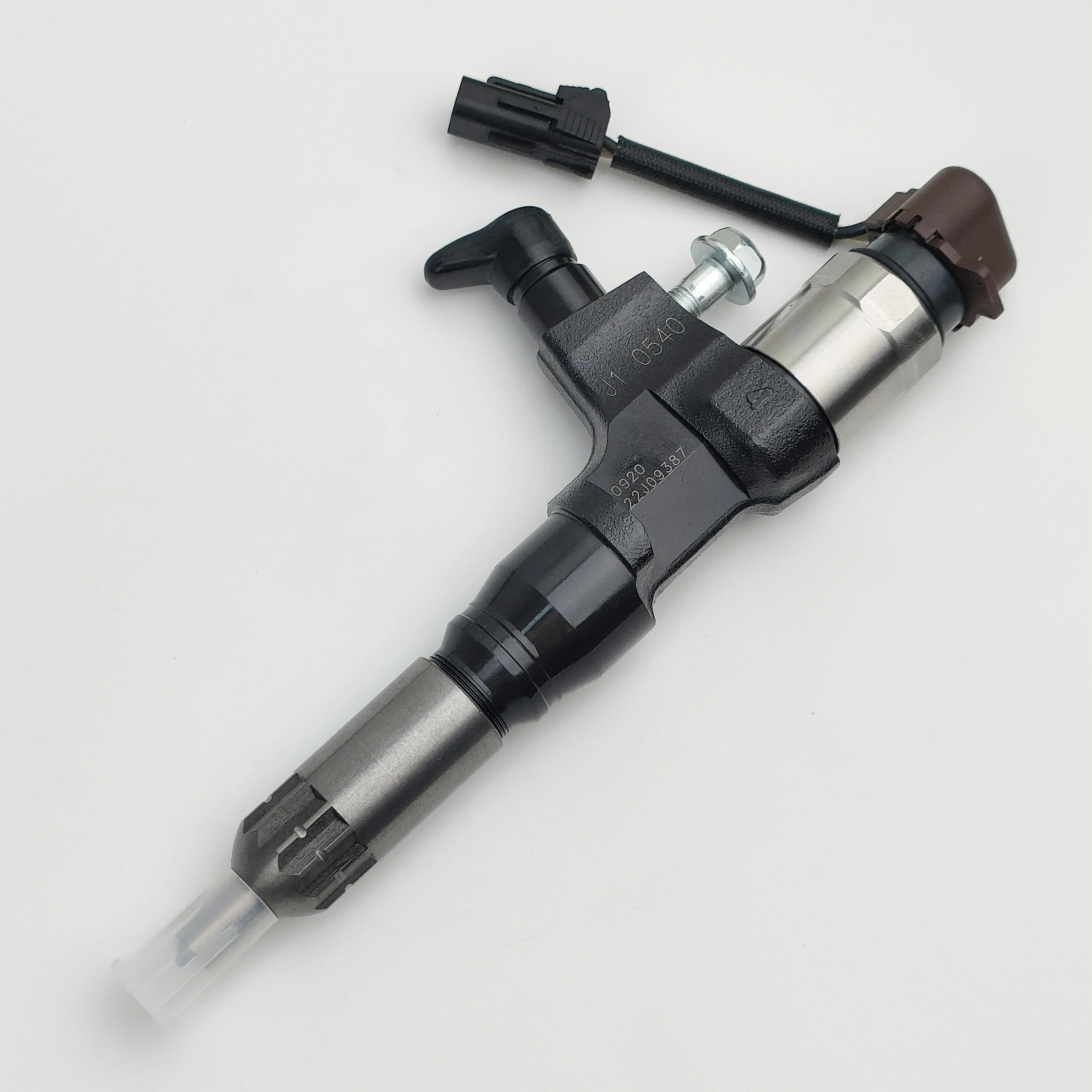 Common Rail Injector 295050-0231 23670-E0400 Injector For Hino Engine Diesel Fuel Injector Nozzle 295050-0231 23670-E0400
Common Rail Injector 295050-0231 23670-E0400 Injector For Hino Engine Diesel Fuel Injector Nozzle 295050-0231 23670-E0400