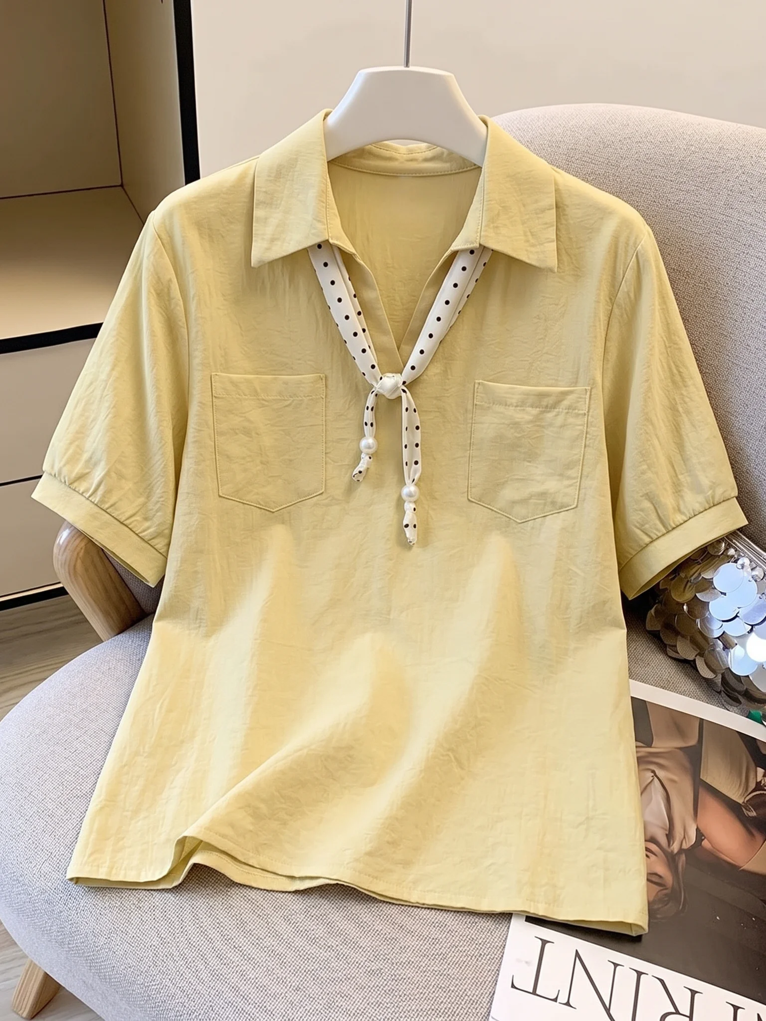 Yellow V-Neck Short Sleeve Shirt Women's plus Size Summer New Style Polka Dot Scarf Top Korean Style Loose Fit Commute Wind
Yellow V-Neck Short Sleeve Shirt Women's plus Size Summer New Style Polka Dot Scarf Top Korean Style Loose Fit Commute Wind