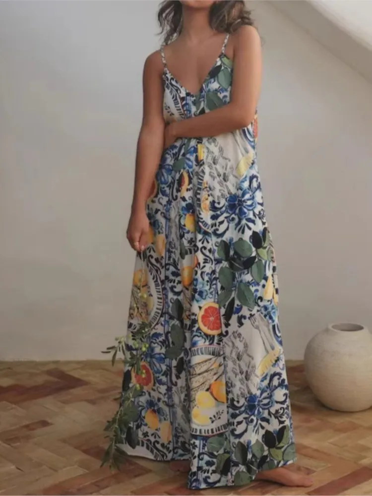 V-neck Sleeveless Pleated Dress Retro Tropical Plant Print Dress 2026 Summer New Fruit Print Suspender Maxi Dress Female
V-neck Sleeveless Pleated Dress Retro Tropical Plant Print Dress 2026 Summer New Fruit Print Suspender Maxi Dress Female