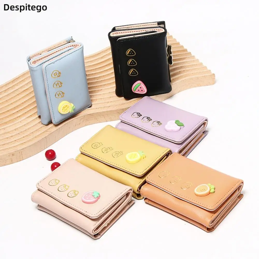 Cute Small Leather Pocket Wallet for Women Fruit Print Bifold Coin Purse Ladies Mini Short Purse Money Card Holders Clutch Bags
Cute Small Leather Pocket Wallet for Women Fruit Print Bifold Coin Purse Ladies Mini Short Purse Money Card Holders Clutch Bags