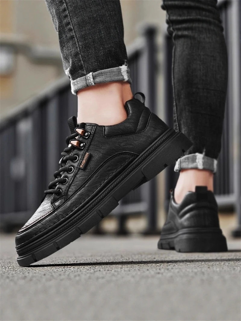Men's Low-Top Boots Casual British Style Black Business Leisure Leather Shoes Spring Autumn Seasonal Wear Resistant
Men's Low-Top Boots Casual British Style Black Business Leisure Leather Shoes Spring Autumn Seasonal Wear Resistant