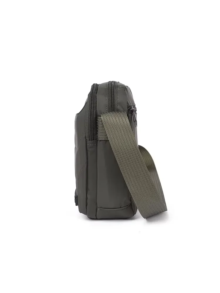 2026 Trendy Commuter Chain Crossbody Bag Soft Handle European Fashion Style Small Square Bag for Youth Magnetic Buckle Closure
2026 Trendy Commuter Chain Crossbody Bag Soft Handle European Fashion Style Small Square Bag for Youth Magnetic Buckle Closure