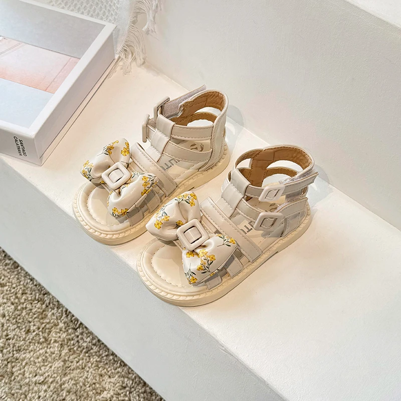 Fashion Children Party Shoes 2026 Summer Sweet Flower Print Sandals Non-Slip Rubber Sole Elegant Princess Footwear for Girls
Fashion Children Party Shoes 2026 Summer Sweet Flower Print Sandals Non-Slip Rubber Sole Elegant Princess Footwear for Girls