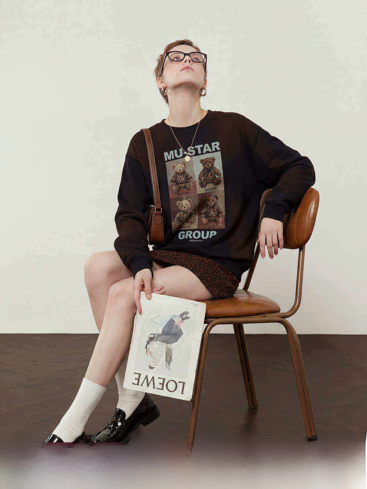 Retro Black Fleece Women's Sweatshirt Long Sleeve Loose Print Casual Spring New Arrival from Zhou Li Wu
Retro Black Fleece Women's Sweatshirt Long Sleeve Loose Print Casual Spring New Arrival from Zhou Li Wu