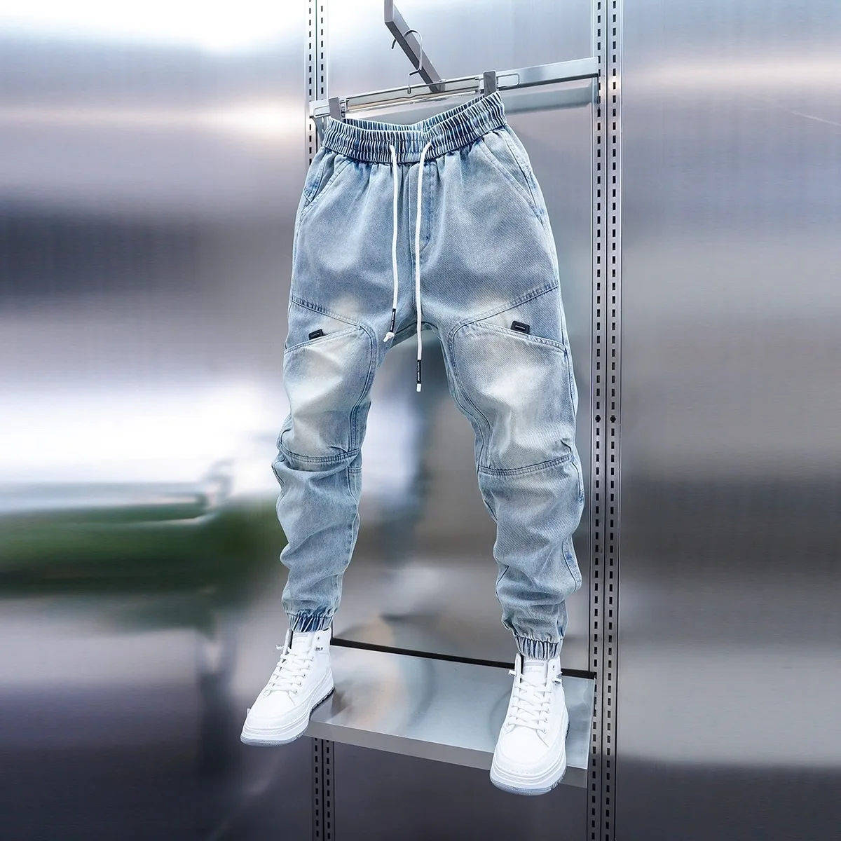 Мужские джинсы свободного прямого кроя в американском стиле, весенне-осенние, модные, брендовые, из денима, повседневные брюки прямого кроя
Мужские джинсы свободного прямого кроя в американском стиле, весенне-осенние, модные, брендовые, из денима, повседневные брюки прямого кроя