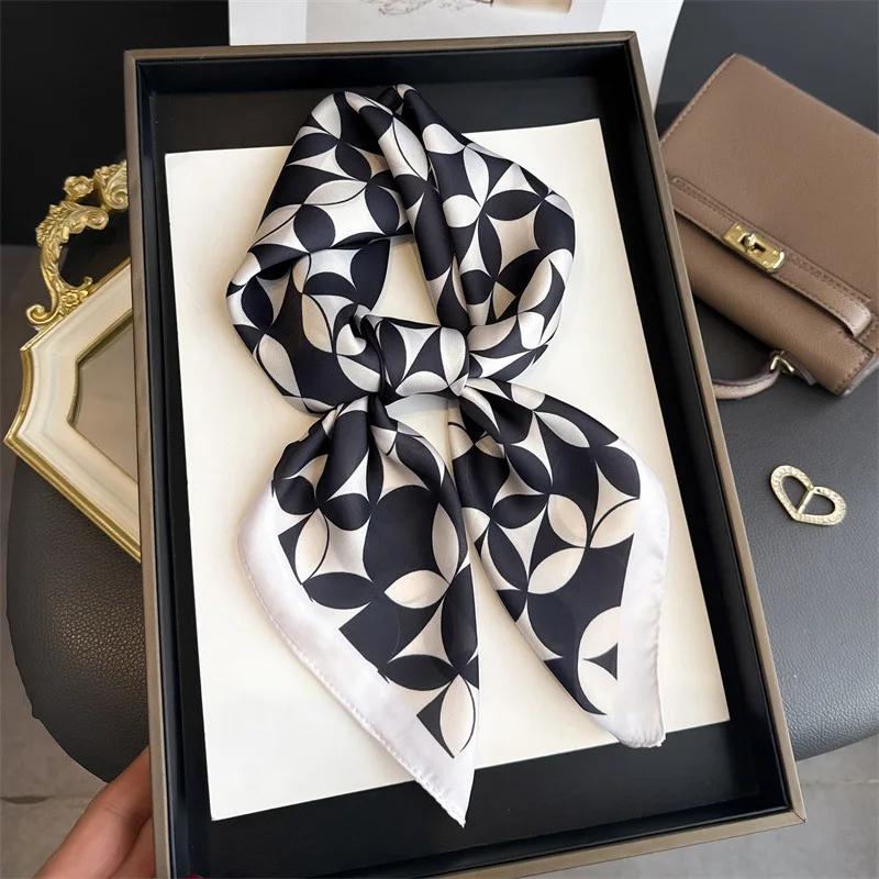 Fashion Black Scarf For Women Silk Scarves Square Bandana Hijab Wrap Designer Neckerchief Shawl Kerchief Hair Band Foulard Lady
Fashion Black Scarf For Women Silk Scarves Square Bandana Hijab Wrap Designer Neckerchief Shawl Kerchief Hair Band Foulard Lady