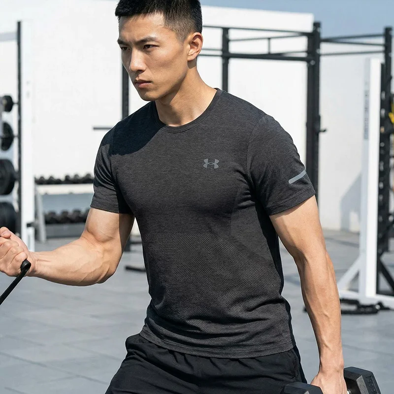 Under Armour 2026new Men's Sports T-shirt Breathable Running Fitness Training Casual Short Sleeve 1375692-001-816
Under Armour 2026new Men's Sports T-shirt Breathable Running Fitness Training Casual Short Sleeve 1375692-001-816