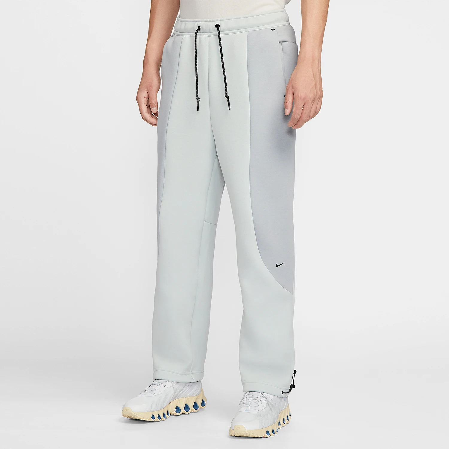 Оригинальные осенние мужские прямые трикотажные брюки Nike IF1324-034
Оригинальные осенние мужские прямые трикотажные брюки Nike IF1324-034