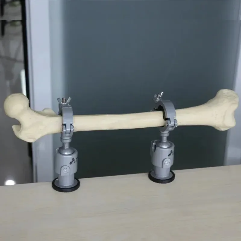 KyrenMed Sawbone Foam Left and Right Femur Model Osteopathic Training Model 1:1 Living Size Workshop Preoperative Training
KyrenMed Sawbone Foam Left and Right Femur Model Osteopathic Training Model 1:1 Living Size Workshop Preoperative Training