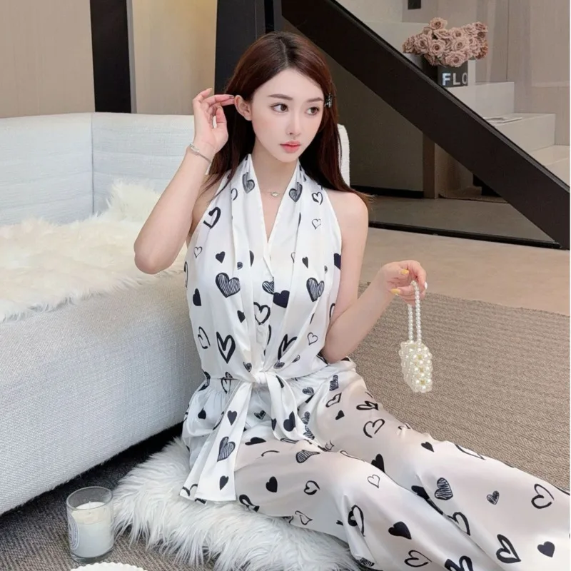 2025 Spring Autumn Ins Style Elegant Heart Shape Women Ice Silk Two Piece Set Sleeveless Long Pants Wearable Outside Pajamas
2025 Spring Autumn Ins Style Elegant Heart Shape Women Ice Silk Two Piece Set Sleeveless Long Pants Wearable Outside Pajamas