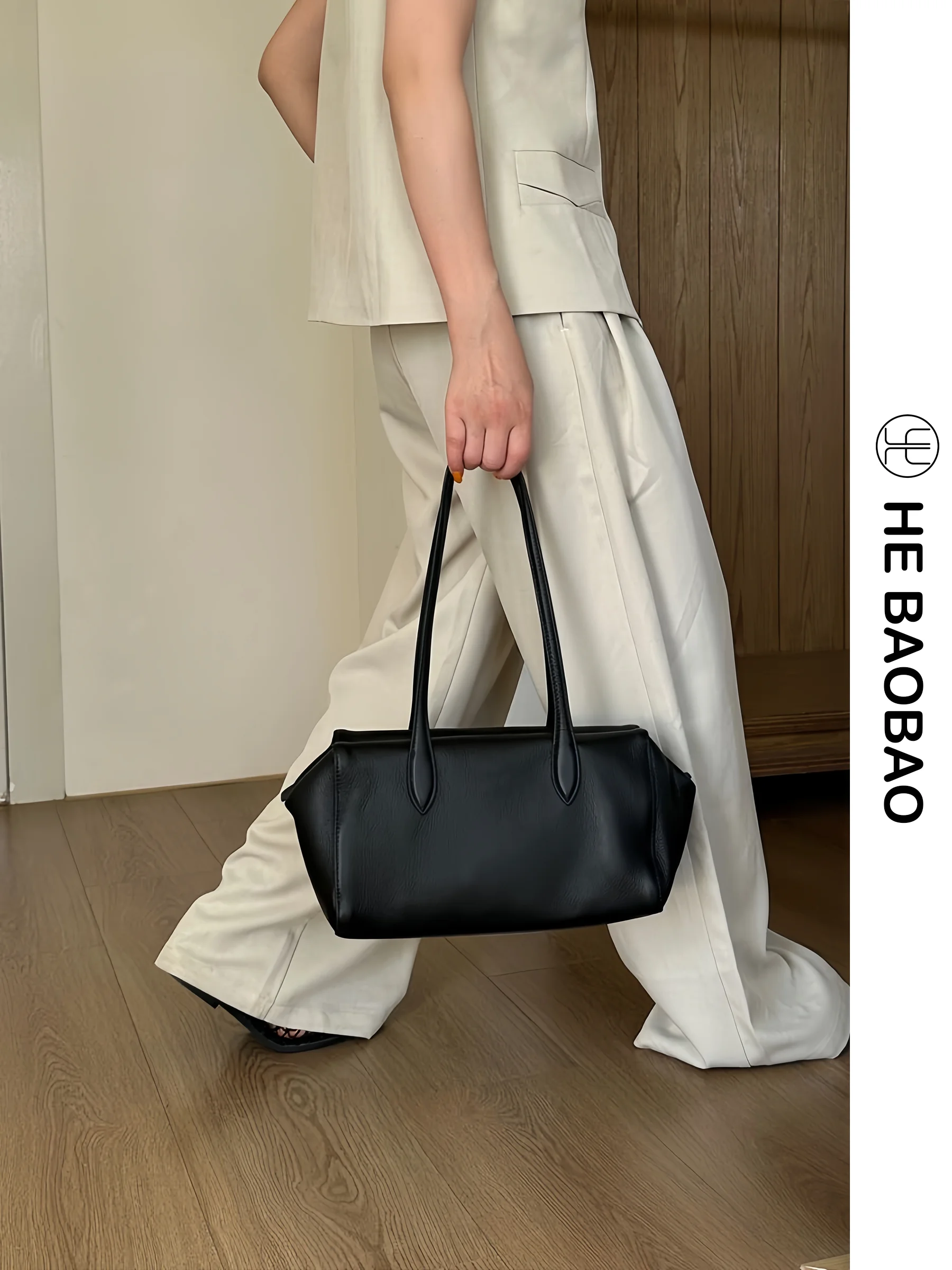 2026 New Arrival, Genuine Top-grain Leather Large-capacity Pillow Bag, Niche Design Women's Shoulder & Handbag
2026 New Arrival, Genuine Top-grain Leather Large-capacity Pillow Bag, Niche Design Women's Shoulder & Handbag