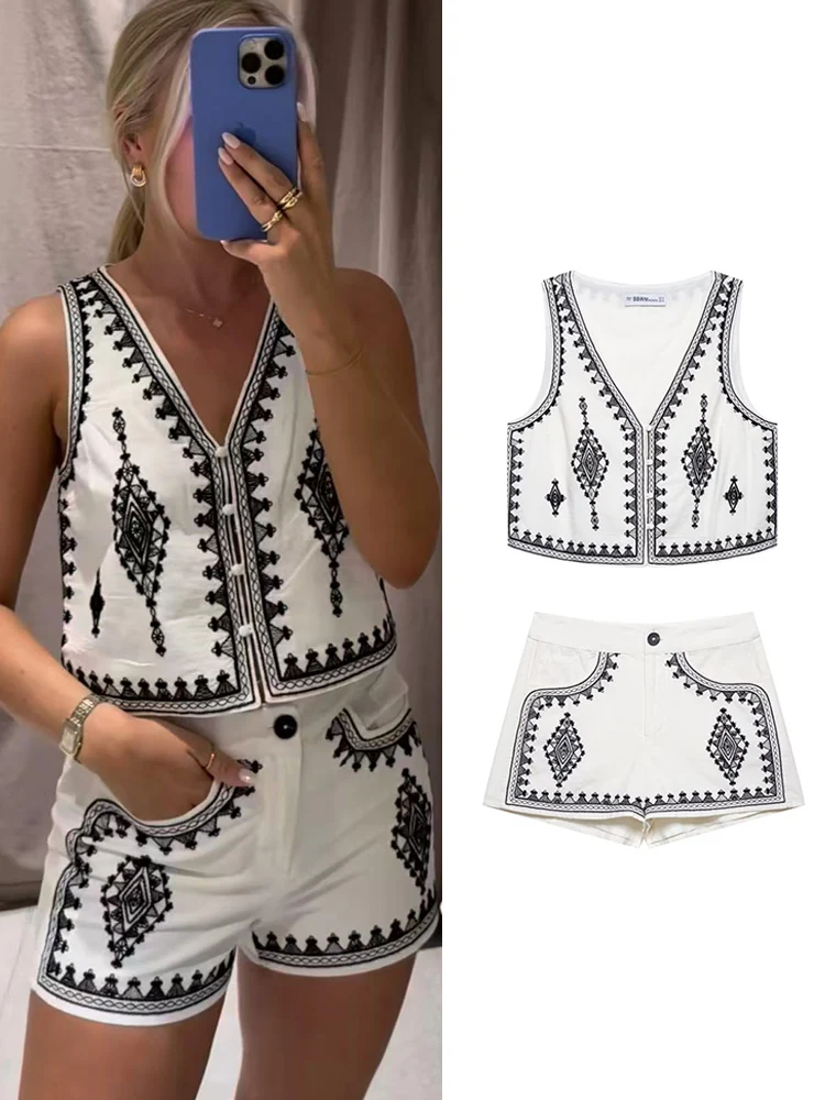 TFMLN комплект шорт с вышивкой для женщин, комплект из 2 предметов, жилет без рукавов с контрастной вышивкой, шорты, женские уличные модные наряды
TFMLN комплект шорт с вышивкой для женщин, комплект из 2 предметов, жилет без рукавов с контрастной вышивкой, шорты, женские уличные модные наряды