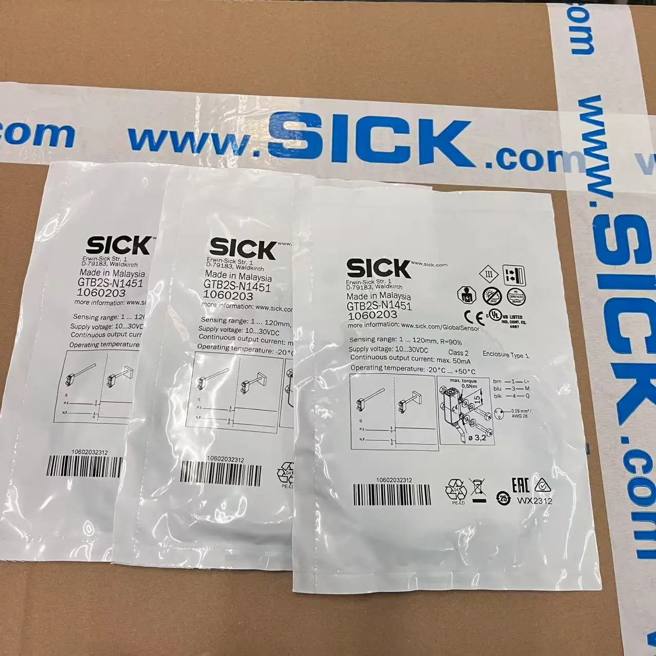Sick Diffuse Reflection Photoelectric Sensor GTB2S-N1451 Order Number 1060203 Photoelectric SwitchIN Stock Sensor Brand New
Sick Diffuse Reflection Photoelectric Sensor GTB2S-N1451 Order Number 1060203 Photoelectric SwitchIN Stock Sensor Brand New