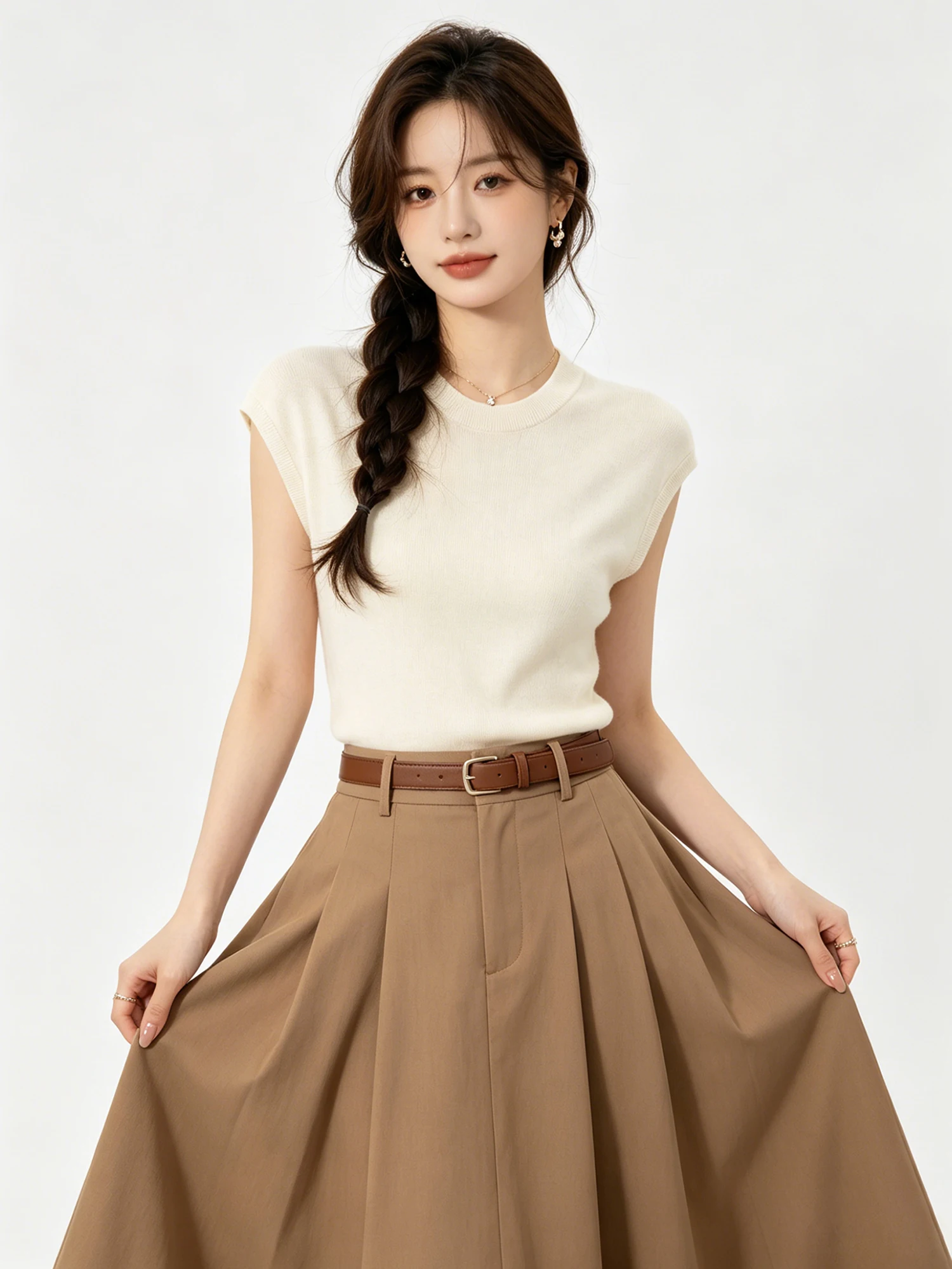 Unique Beautiful Thin Sleeveless Knitted Women's Top Back Hollow out Design Small Audience Shoulder Pad Shirt Korean Style Co...
Unique Beautiful Thin Sleeveless Knitted Women's Top Back Hollow out Design Small Audience Shoulder Pad Shirt Korean Style Co...