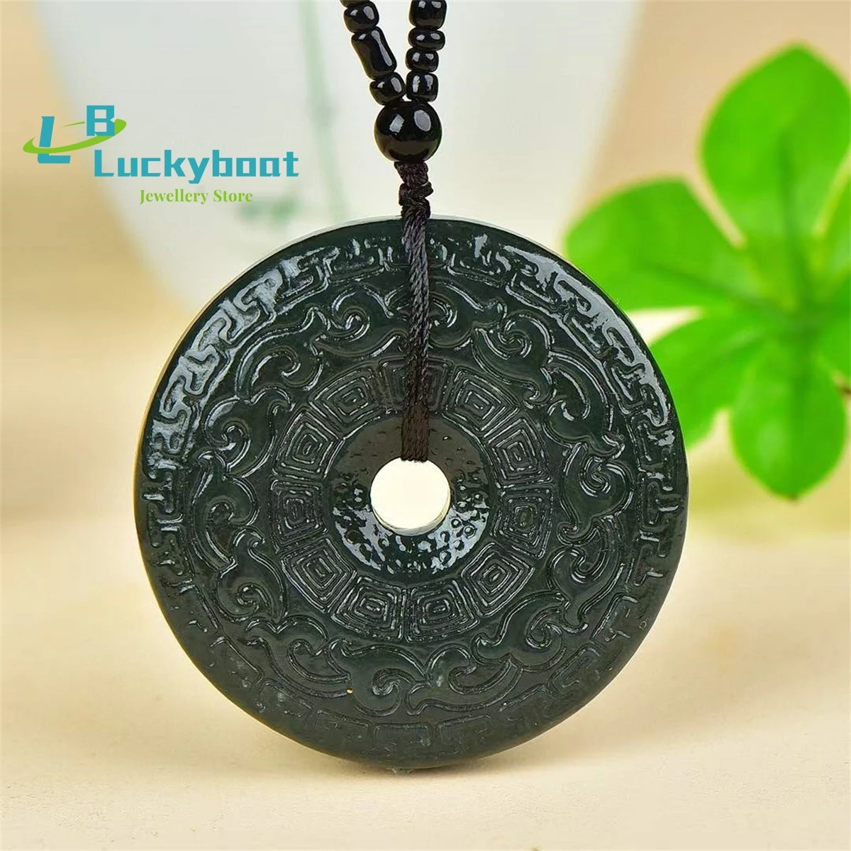 Natural Hotan Jade Round Tag Pendant With Pattern Buckle is Simple Personalized Exquisite and Versatile for Men and Women
Natural Hotan Jade Round Tag Pendant With Pattern Buckle is Simple Personalized Exquisite and Versatile for Men and Women