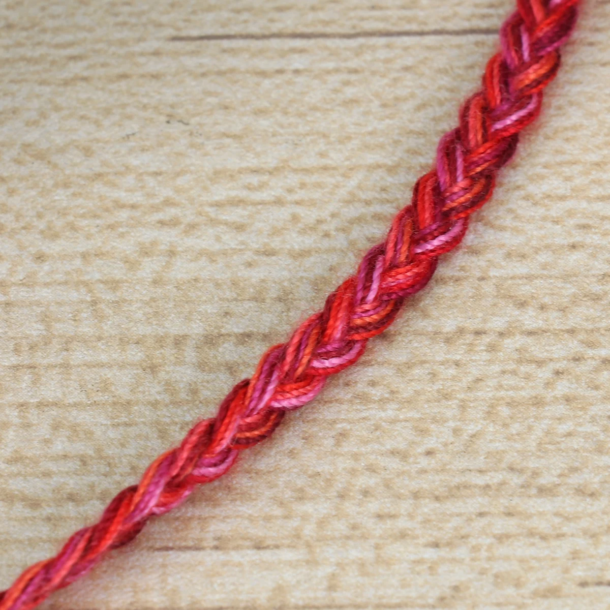 Hanging Wall Decoration Braided Rope Headdress Colored Twine Craft Cotton Flat for Crafts Yarn
Hanging Wall Decoration Braided Rope Headdress Colored Twine Craft Cotton Flat for Crafts Yarn