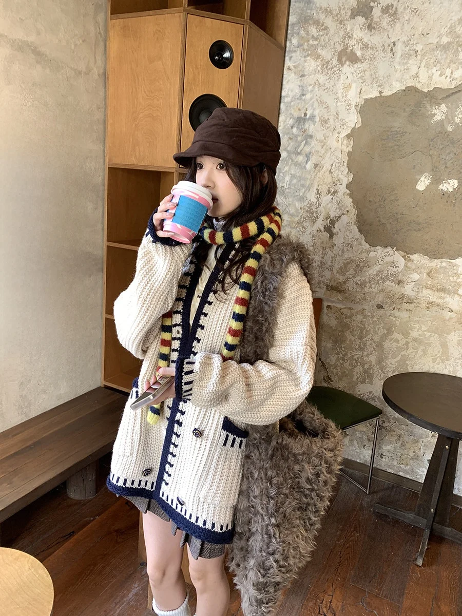 Sinbounboun Lazy Style Color Block Knitted Sweater Coat Thickened Autumn Winter Women's Fashion V-Neck Open Cardigan
Sinbounboun Lazy Style Color Block Knitted Sweater Coat Thickened Autumn Winter Women's Fashion V-Neck Open Cardigan