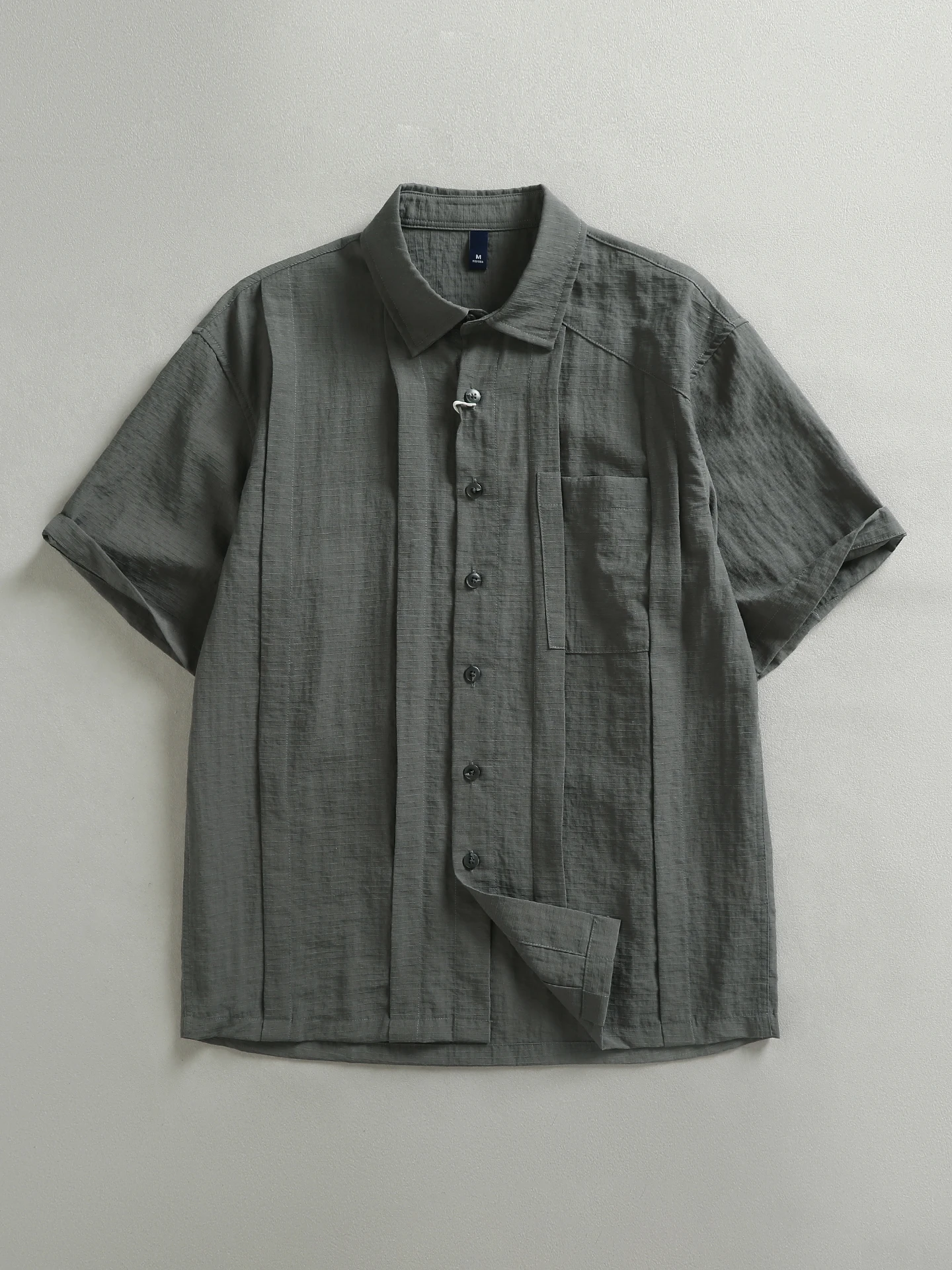 Summer New American Trend Linen Blend Short Sleeve Men's Shirt Loose Comfortable Casual Versatile Shirt Breathable Cool Feeling
Summer New American Trend Linen Blend Short Sleeve Men's Shirt Loose Comfortable Casual Versatile Shirt Breathable Cool Feeling
