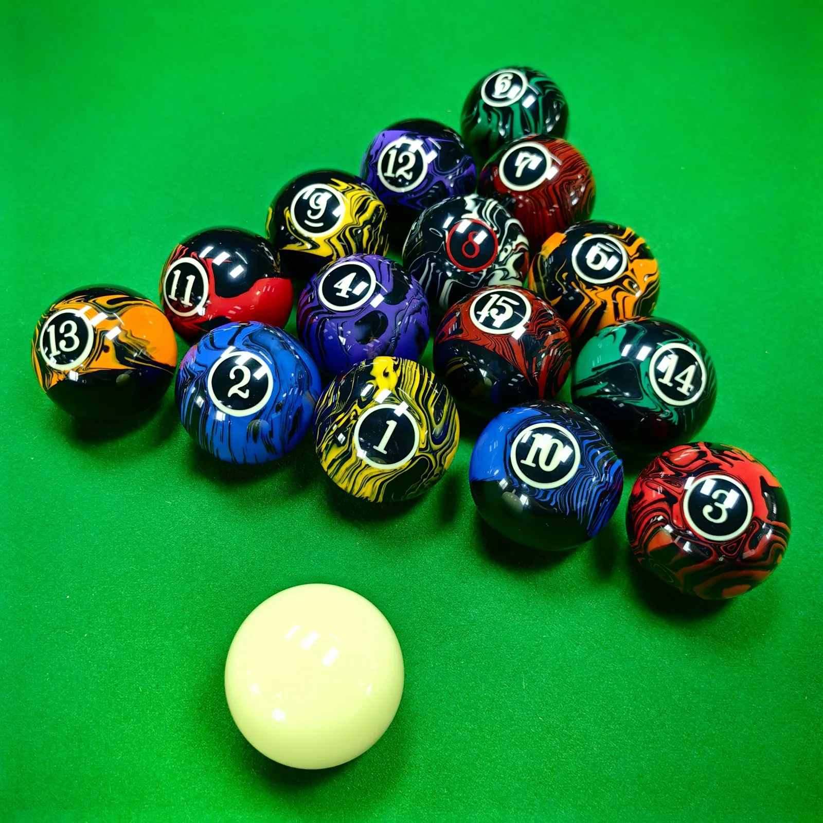1 Set of 16 Marble Pattern Billiard Balls, 57.2mm/2.25in High-Quality Resin Billiard Balls
1 Set of 16 Marble Pattern Billiard Balls, 57.2mm/2.25in High-Quality Resin Billiard Balls