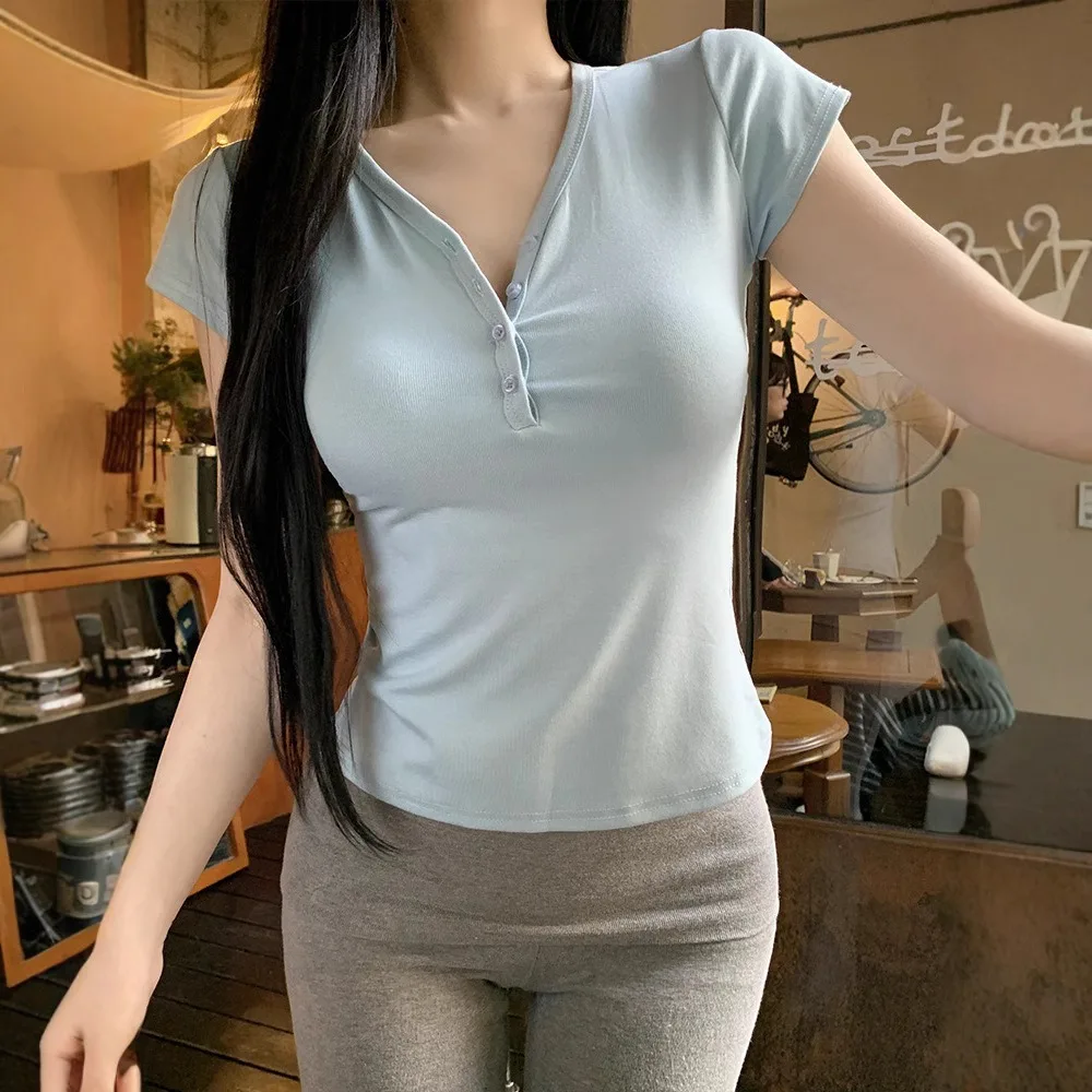 2025 V-neck Short-sleeved T-shirt Sexy Front Button Slim-fit Blouse Pure Cotton Crop T-shirt Women Clothing
2025 V-neck Short-sleeved T-shirt Sexy Front Button Slim-fit Blouse Pure Cotton Crop T-shirt Women Clothing