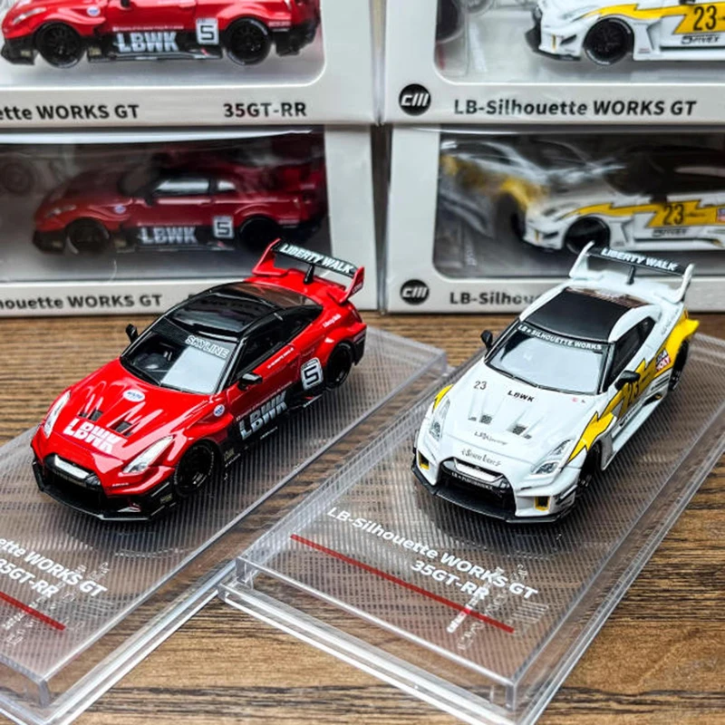 CM 1:64 Skyline GTR-R35 RR LBWK Модель автомобиля из сплава с широким корпусом Классический сувенир для взрослых Подарочные украшения Статический дисплей 
CM 1:64 Skyline GTR-R35 RR LBWK Модель автомобиля из сплава с широким корпусом Классический сувенир для взрослых Подарочные украшения Статический дисплей