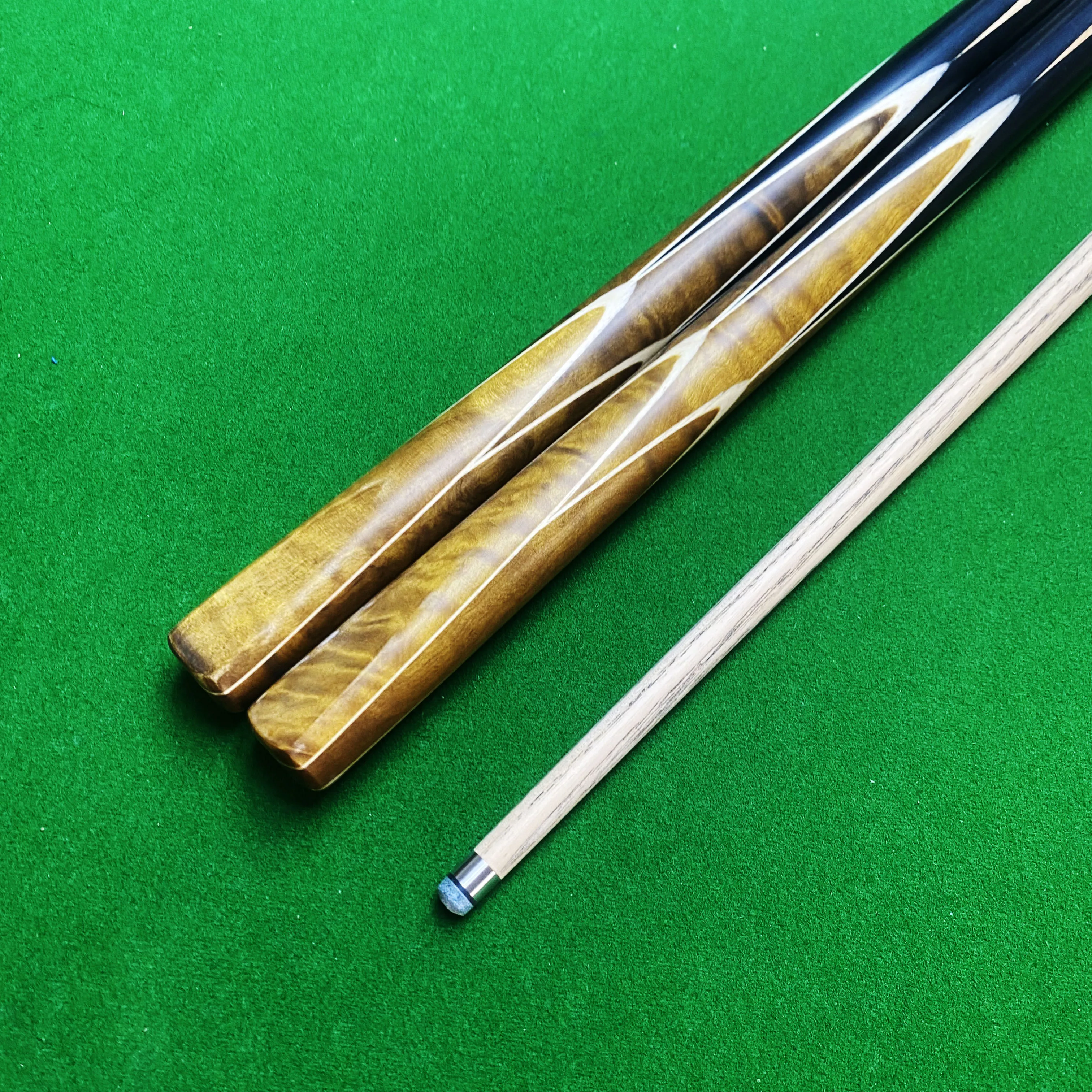 2026 Handmade High Quality Ash Wood Billiard Pool Cue with Maple Shaft 13mm One Piece Design
2026 Handmade High Quality Ash Wood Billiard Pool Cue with Maple Shaft 13mm One Piece Design