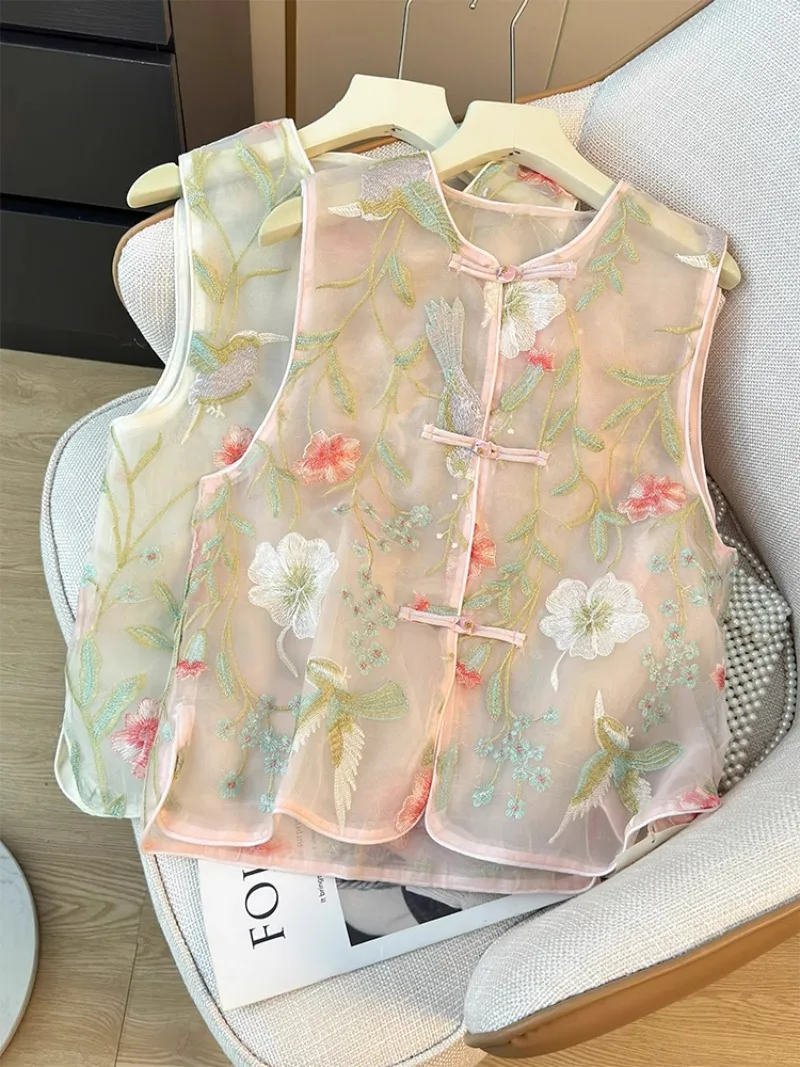 Vintage New Chinese Style Women Clothing Blusas V Neck Single-breasted Disc Buckle Blouses Embroidery Sleeveless Vest Shirts
Vintage New Chinese Style Women Clothing Blusas V Neck Single-breasted Disc Buckle Blouses Embroidery Sleeveless Vest Shirts