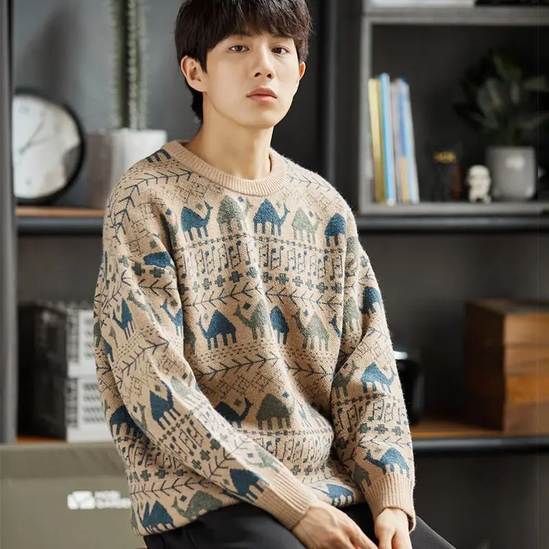 Модный вязаный свитер Thiened для мужчин, осень-зима, новый свободный ретро японский универсальный вязаный свитер на молнии
Модный вязаный свитер Thiened для мужчин, осень-зима, новый свободный ретро японский универсальный вязаный свитер на молнии