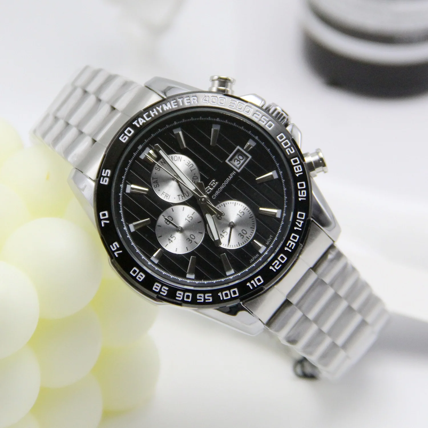 2026 Men's Chronograph Watch Tachymeter Bezel 3 Eyes Dial Quartz Wristwatch with Date & Day SK0580
2026 Men's Chronograph Watch Tachymeter Bezel 3 Eyes Dial Quartz Wristwatch with Date & Day SK0580