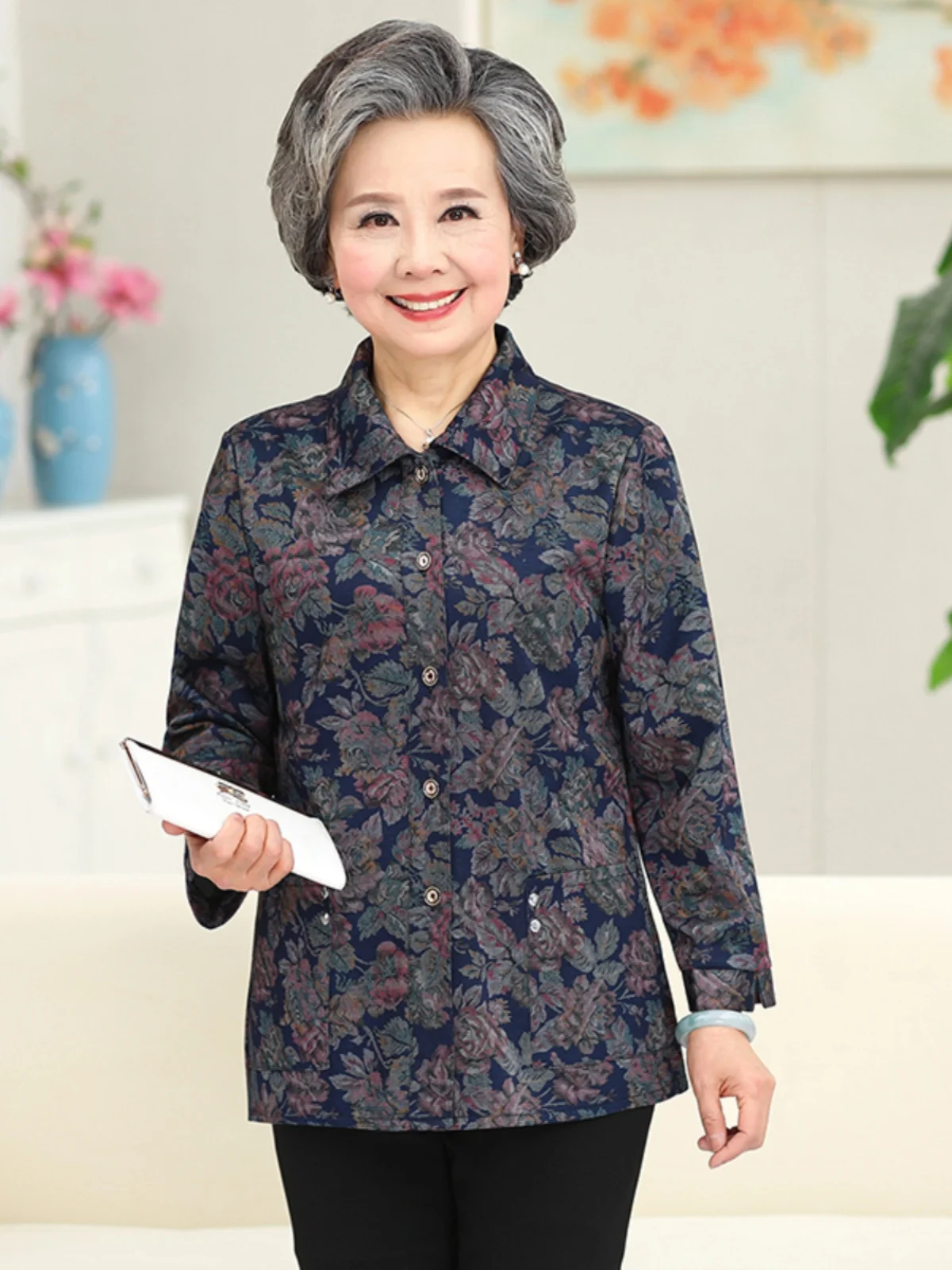Casual Style Long Sleeve Shirt for Middle-Aged Women Thin Outerwear Cotton Material Warmth for 60 Year Old Ladies And Elderly...
Casual Style Long Sleeve Shirt for Middle-Aged Women Thin Outerwear Cotton Material Warmth for 60 Year Old Ladies And Elderly...