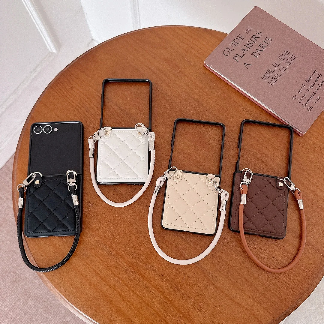 Luxury 3D Leather Case for Samsung Galaxy Z Flip7 Flip5 Flip6 Shell Cover Z Flip4 Z Flip 5 Z Flip 6 Z Flip 7 With Lanyard Rope
Luxury 3D Leather Case for Samsung Galaxy Z Flip7 Flip5 Flip6 Shell Cover Z Flip4 Z Flip 5 Z Flip 6 Z Flip 7 With Lanyard Rope