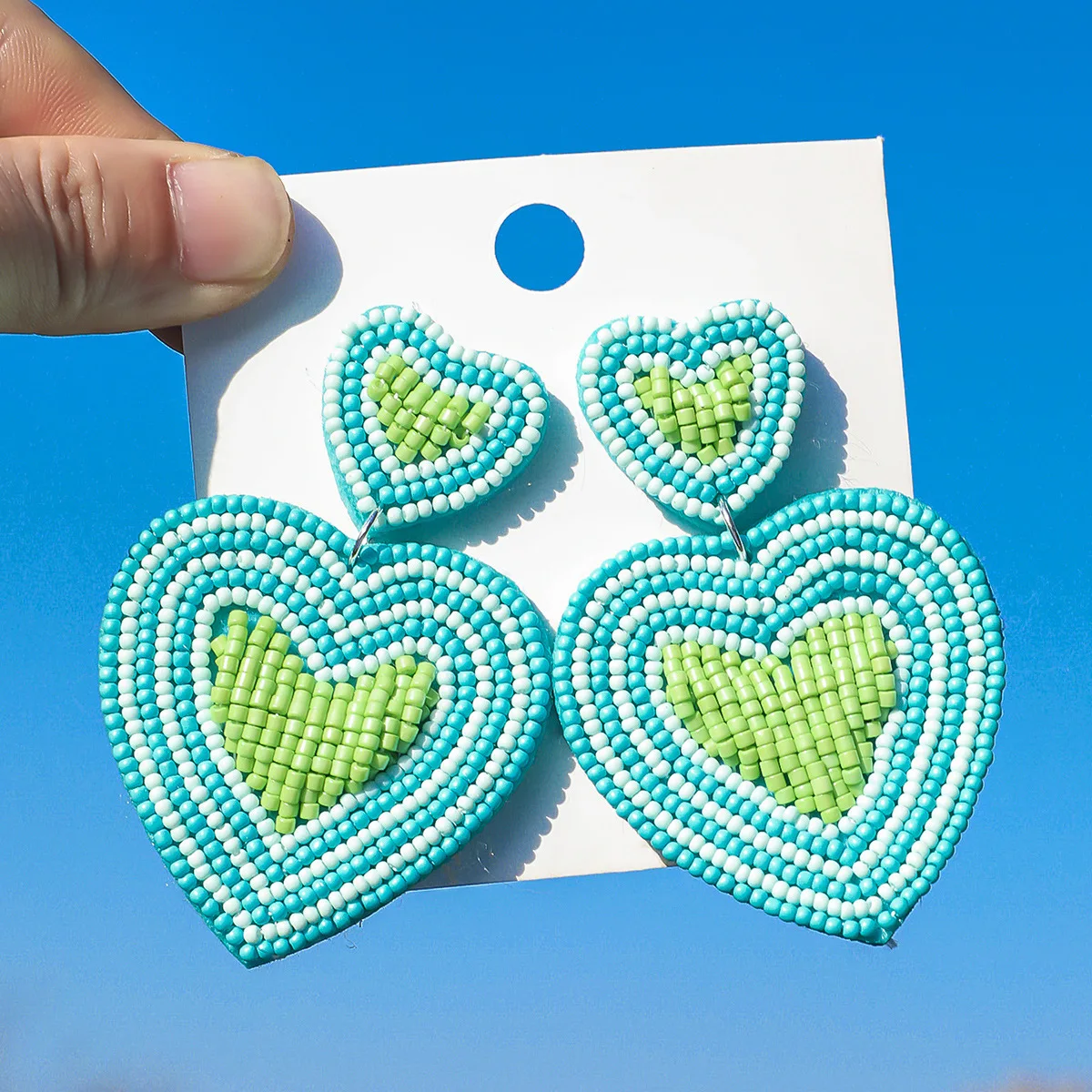 Rice bead earrings Heart Fabric art Bohemia Versatile Design Hand knitting Female Alloy Fashion Simple Beaded earrings
Rice bead earrings Heart Fabric art Bohemia Versatile Design Hand knitting Female Alloy Fashion Simple Beaded earrings