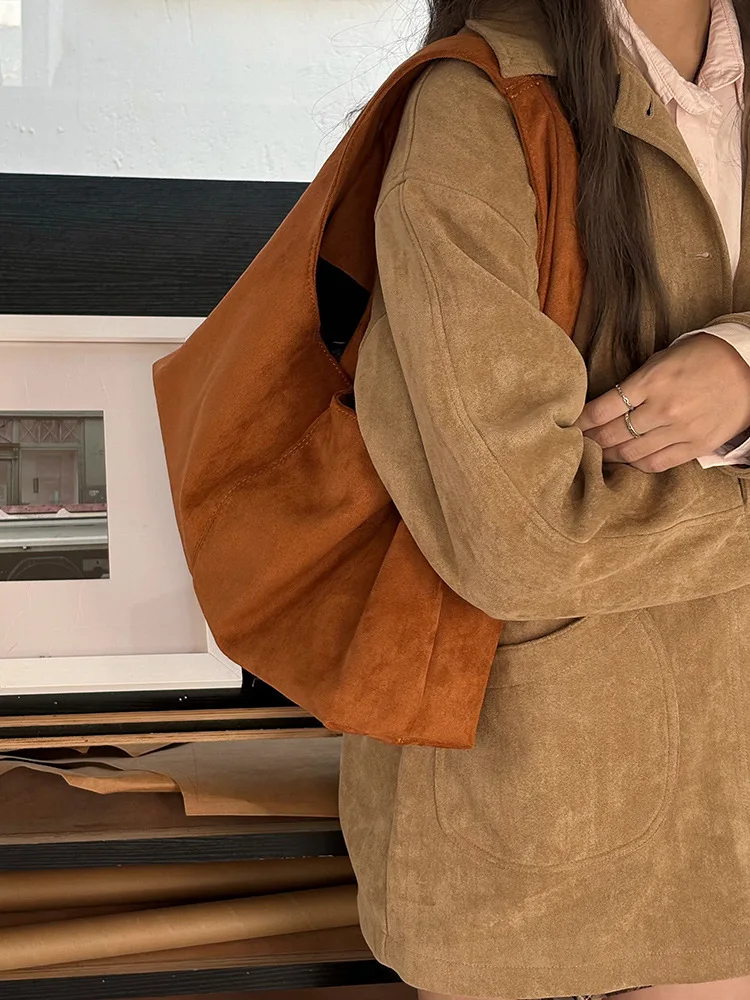 Художественная замшевая сумка-тоут в стиле ретро, большая сумка Capaci Commuter Lazy Sle на одно плечо, сумка подмышки для молодых мужчин и женщин
Художественная замшевая сумка-тоут в стиле ретро, большая сумка Capaci Commuter Lazy Sle на одно плечо, сумка подмышки для молодых мужчин и женщин