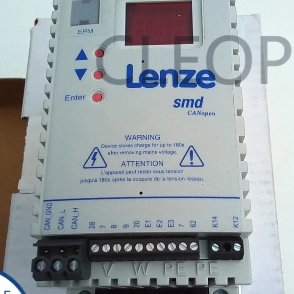 Преобразователь частоты One Esmd751c4txa Совершенно новый оригинальный Spot Plc
Преобразователь частоты One Esmd751c4txa Совершенно новый оригинальный Spot Plc