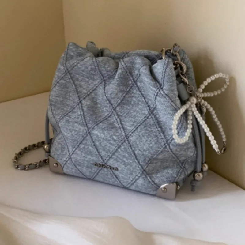 Blue Women Denim Bucket Bag Spring Summer Stylish Small Capacity Handheld Shoulder Crossbody Bag Ballerina Chic Chain Strap
Blue Women Denim Bucket Bag Spring Summer Stylish Small Capacity Handheld Shoulder Crossbody Bag Ballerina Chic Chain Strap